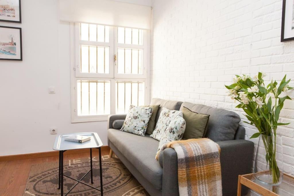 Zona 1 Santa Cruz Parking Privado Appartement Sevilla Buitenkant foto