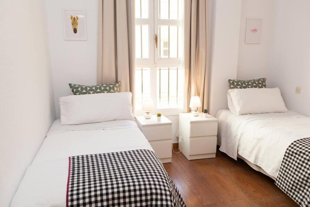 Zona 1 Santa Cruz Parking Privado Appartement Sevilla Buitenkant foto