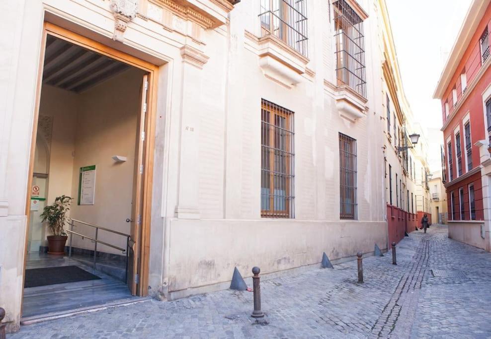 Zona 1 Santa Cruz Parking Privado Appartement Sevilla Buitenkant foto