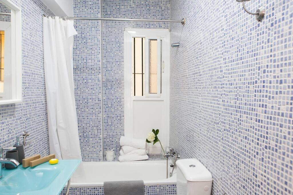 Zona 1 Santa Cruz Parking Privado Appartement Sevilla Buitenkant foto